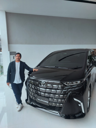 Sales Toyota Cilegon